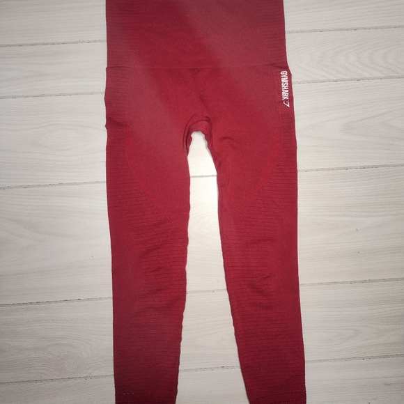 Gymshark Pants - Gymshark Energy Seamless Crop Maroon/Red Leggings Size M Athletic/Activewear.